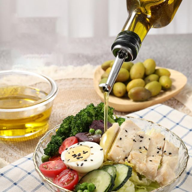 17 Oz Glass Olive Oil Dispenser Bottle - 500ml Clear - Oil & Vinegar Cruet with Pourer & Funnel - Olive Oil Glass Bottle for Kitchen