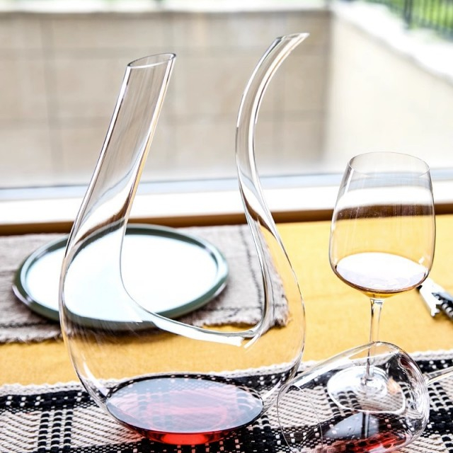 jtglass U-shaped transparent glass wine decanter