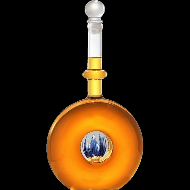 Customized handmade high borosilicate glass personalized tequila bottle