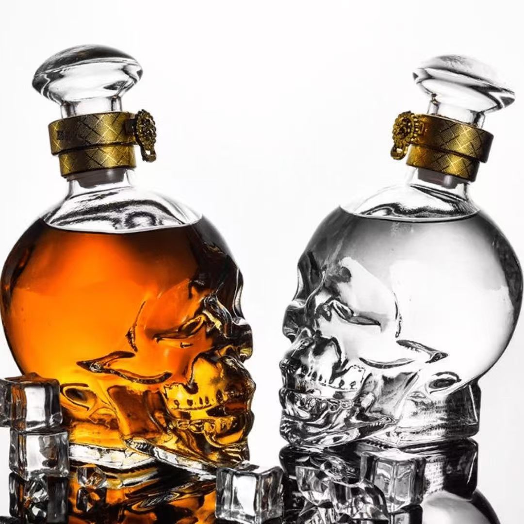 Customizable high borosilicate glass crystal head vodka bottle