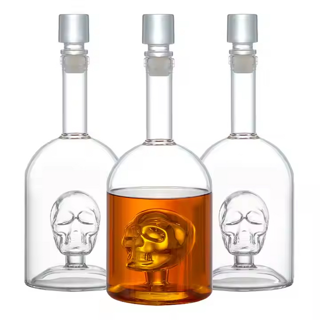 Customized handmade high borosilicate glass engraved tequila bottle