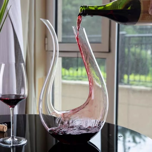 jtglass U-shaped transparent glass wine decanter